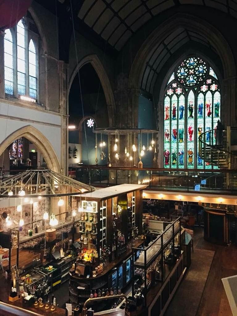 Photos : 6 Churches That Have Been Turned Into Nightclubs